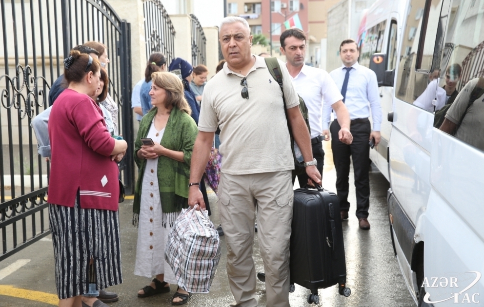 Laçının daha 73 sakini doğma yurda qayıdır