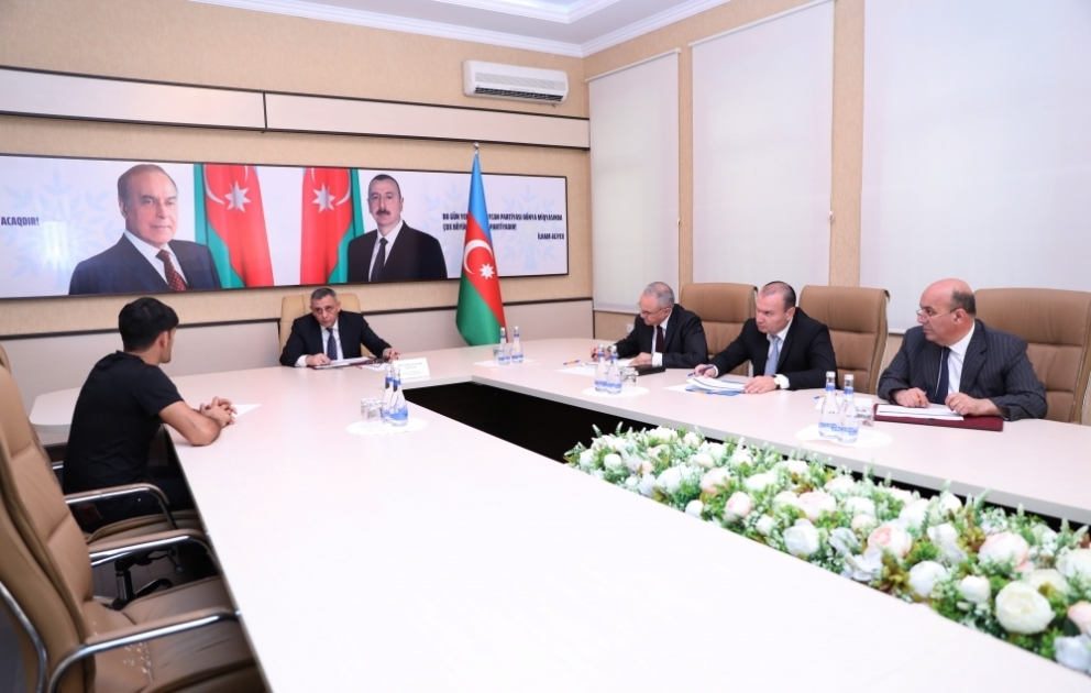 Səfərbərlik Xidmətinin rəisi Şamaxıda vətəndaşlarla görüşüb