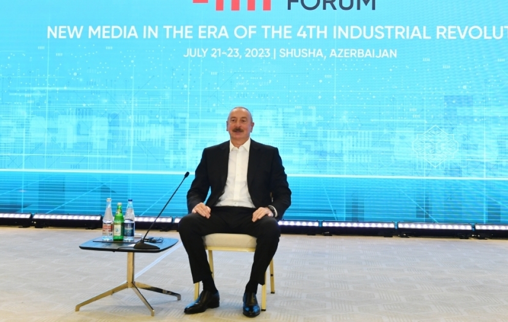 Globales Medienforum in Schuscha 
Präsident Ilham Aliyev nimmt am Forum teil