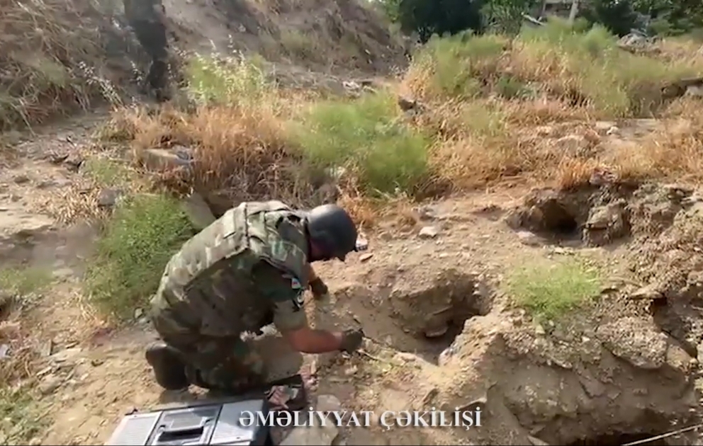 В Баку обнаружена граната
