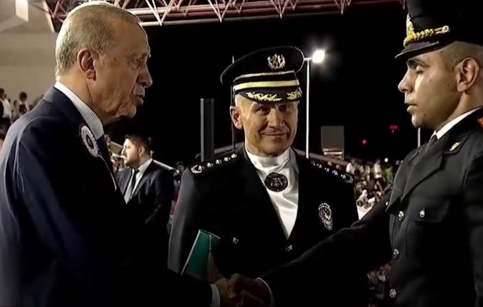 Prezident Rəcəb Tayyib Ərdoğanın azərbaycanlı polislə dialoqu maraqla qarşılandı