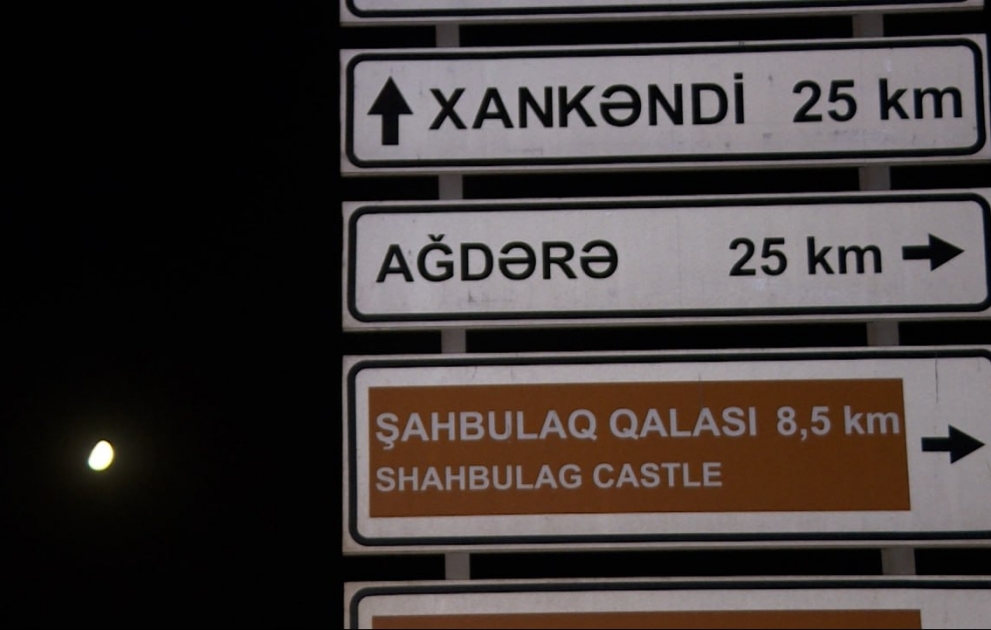 Ağdam-Əsgəran-Xankəndi yolunun gecə görüntüləri