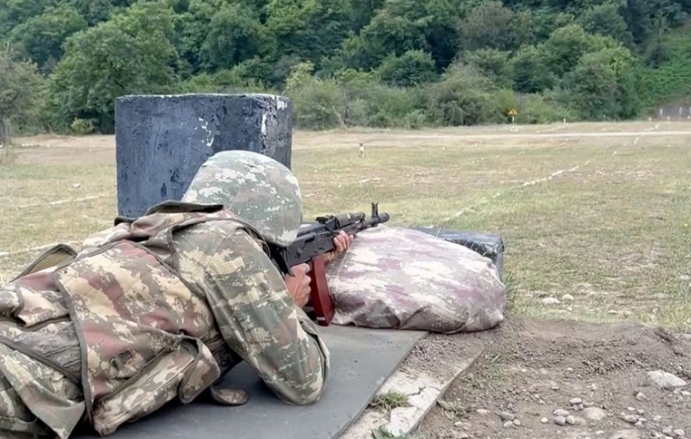 Kursantlar düşərgə toplanışına cəlb olunub