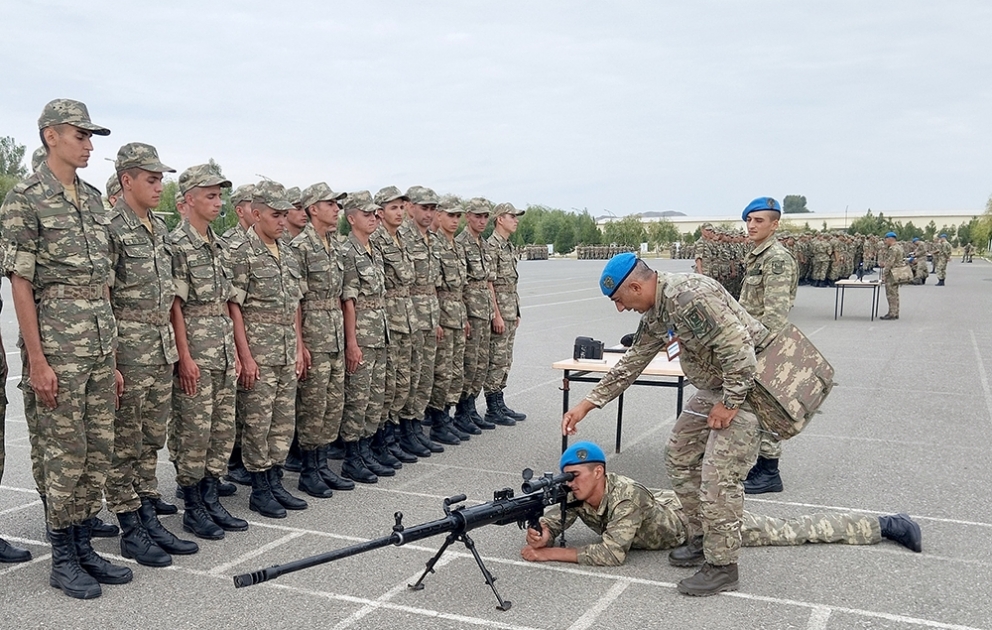Уделяется особое внимание подготовке новобранцев