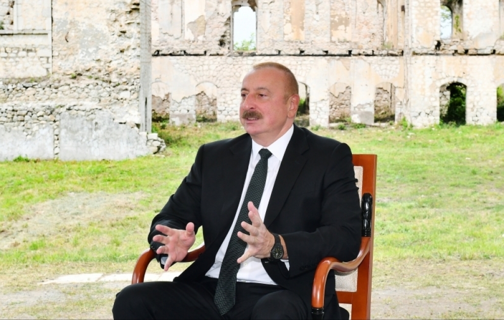 Prezident: Qarabağın 2 mindən artıq sakini Ermənistana asan şəkildə gedib gəlib