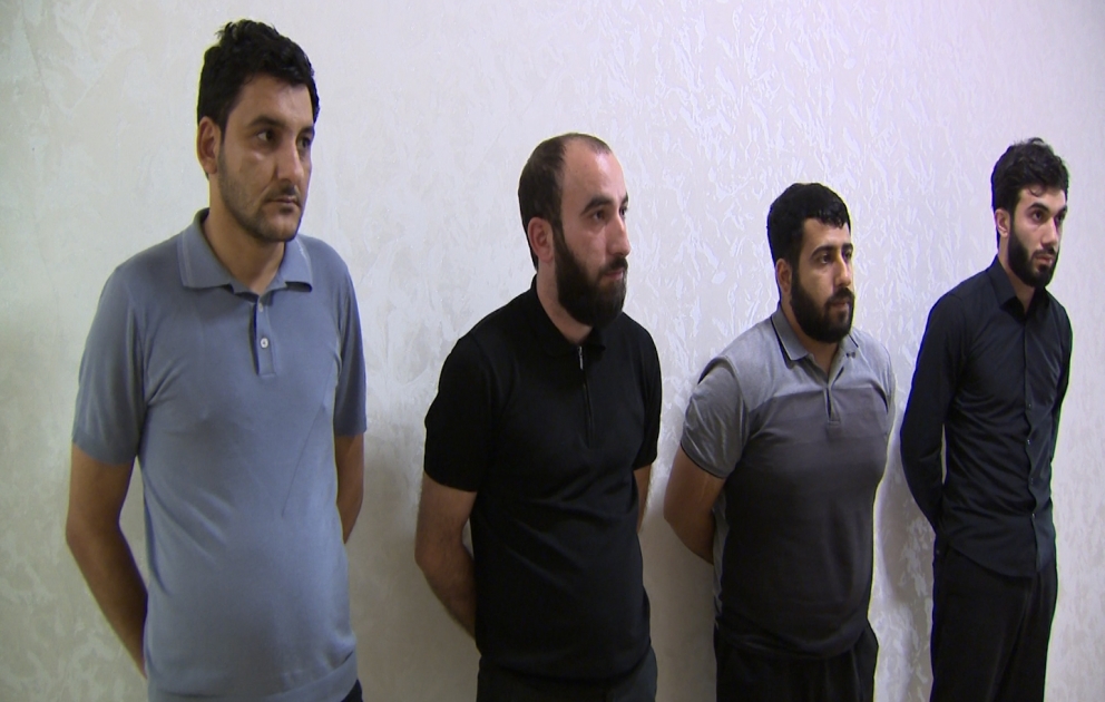 Sosial şəbəkələrdə vətəndaşları kredit adı ilə talayan kiber dəstə tutuldu