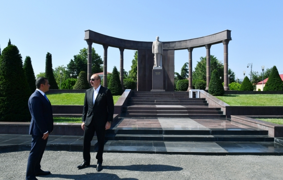 Le président de la République Ilham Aliyev effectue une visite dans la région de Chemkir