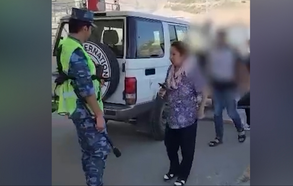 Armenian residents of Karabakh pass unhindered through Lachin state border checkpoint to Armenia