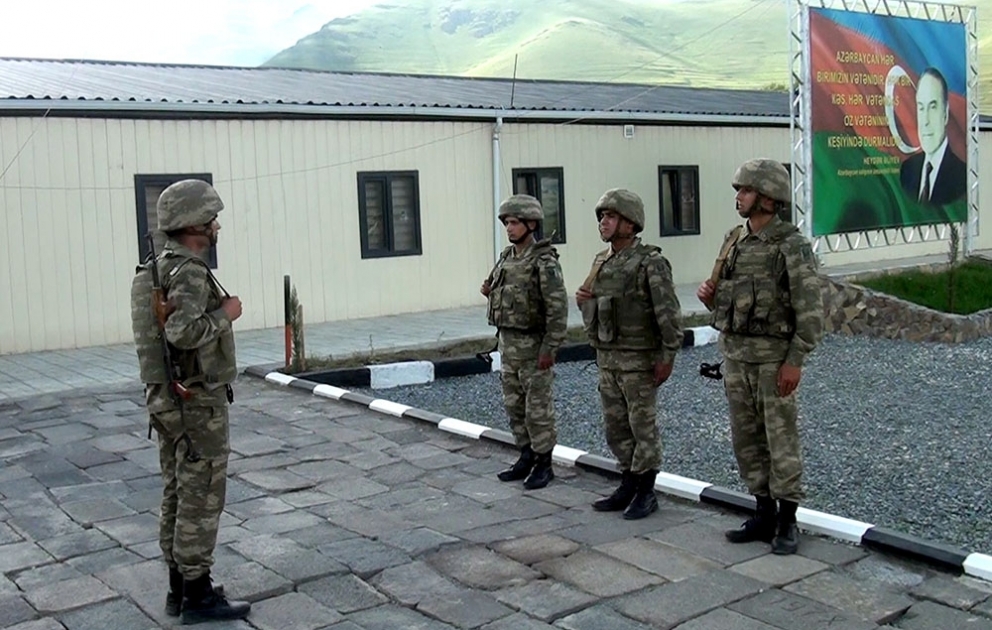 Azad edilmiş ərazilərdə xidməti-döyüş fəaliyyəti yüksək səviyyədə təşkil olunur