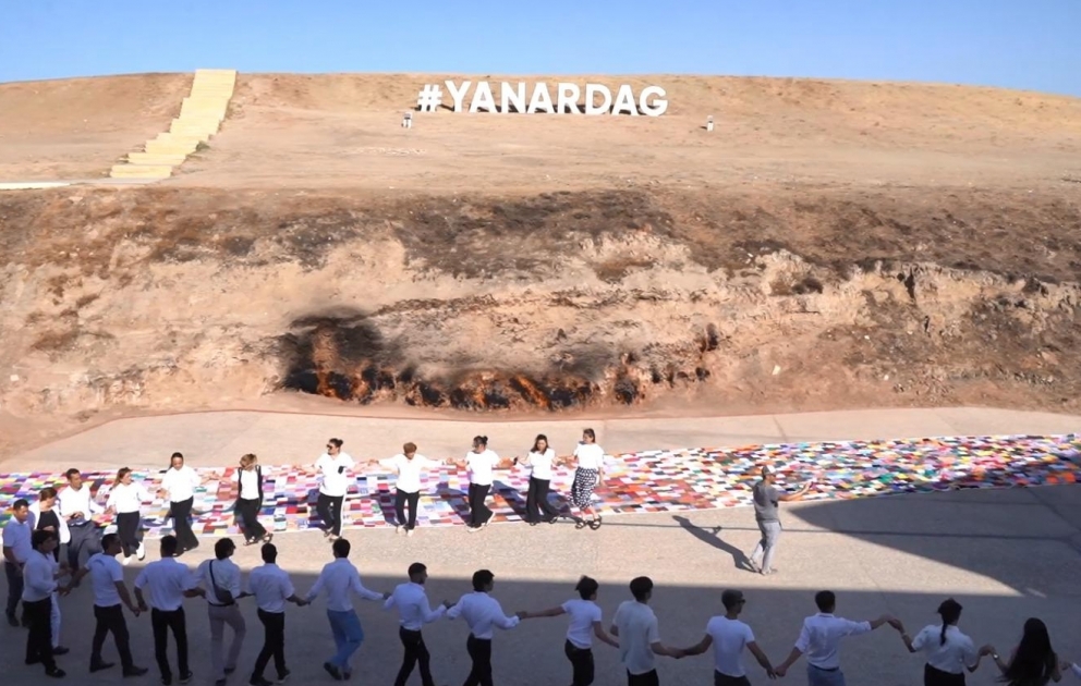 “Yanar dağ”da qurama yürüşü