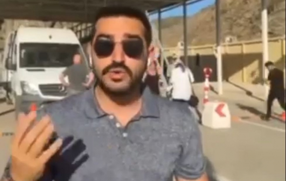Türkiyəli jurnalistlər Laçın sərhəd keçid məntəqəsində