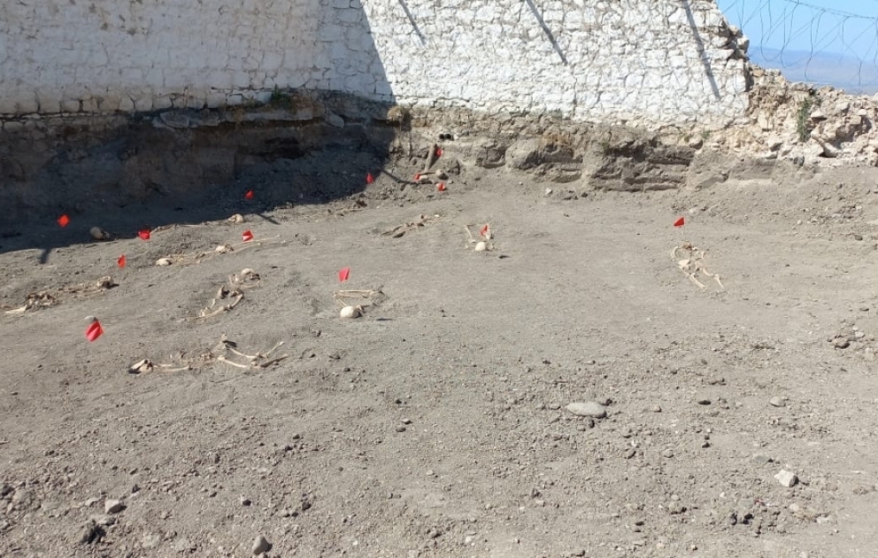 In Schuscha ein weiteres Massengrab entdeckt