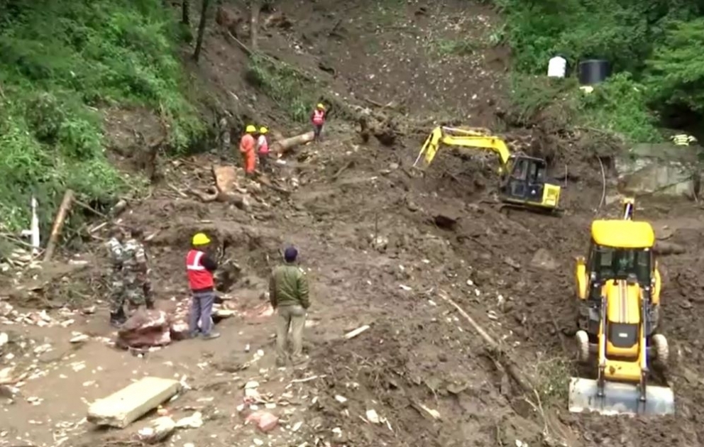 Hindistanda güclü yağışlar 72 nəfərin ölümünə səbəb oldu