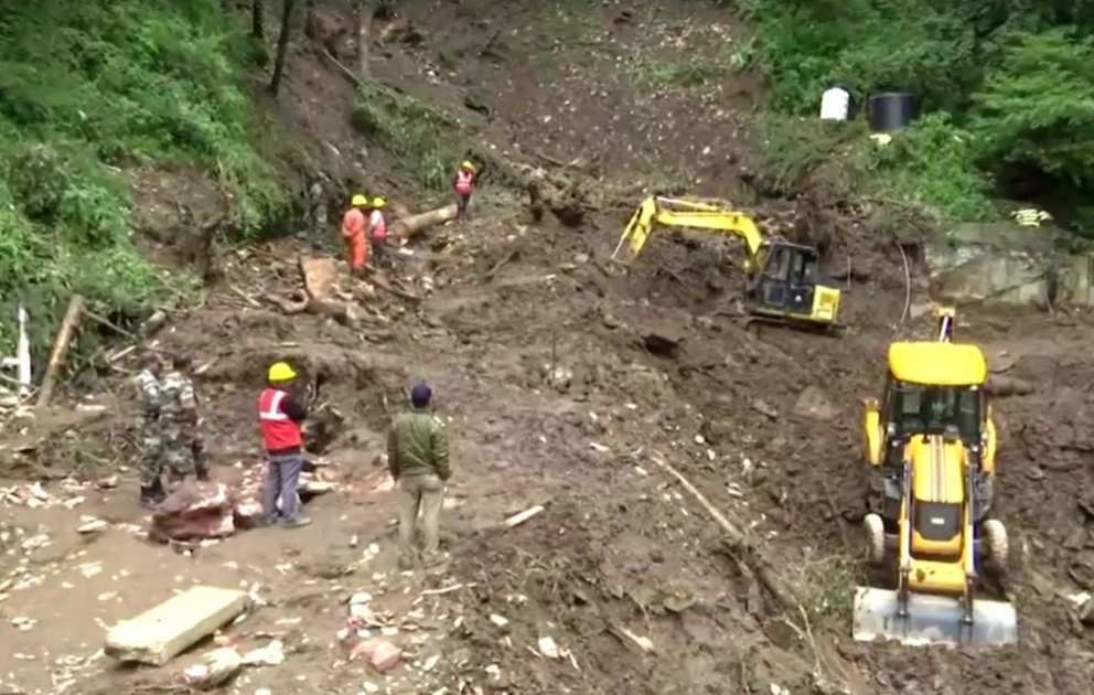 Monsun in Indien: Mindestens 72 Tote durch Regen und Erdrutsche