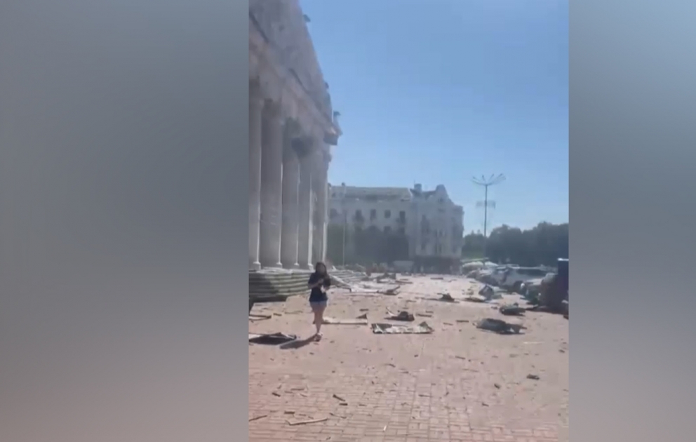 Zelenski Çerniqova raket hücumu ilə bağlı video paylaşıb