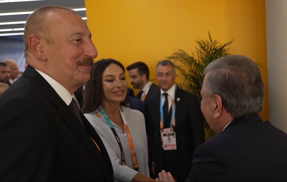 Präsident Ilham Aliyev und First Lady Mehriban Aliyeva verfolgen Finale über 100m Lauf der Männer der Leichtathletik-WM in Budapest
