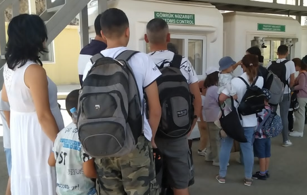 Armenian residents of Azerbaijan’s Karabakh freely cross Lachin border checkpoint