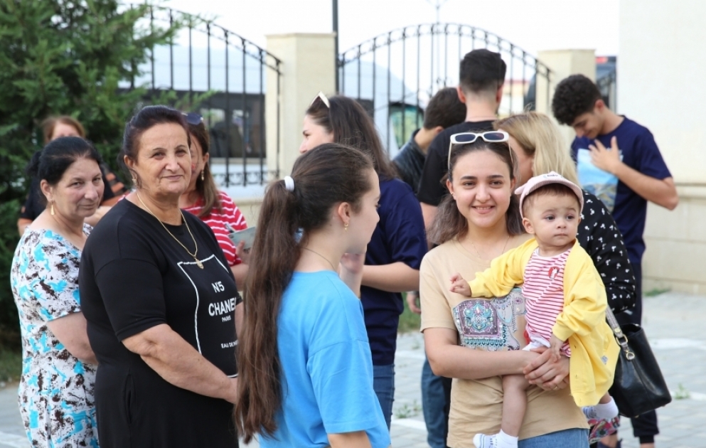 31 ildən sonra doğma yurda dönənlər - 
Zabuxlular üçün unudulmaz gün