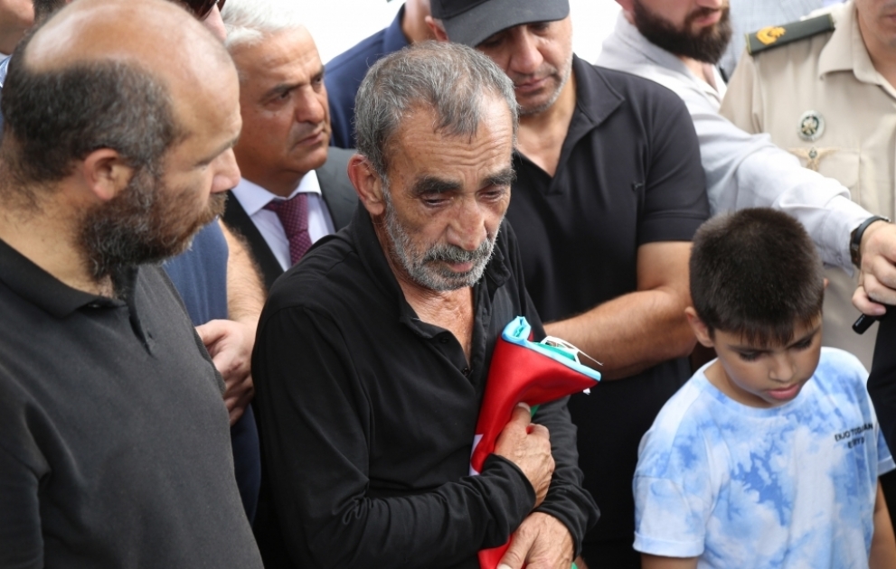 Otuz bir il əvvəl şəhid olan Nurəli Abdullayev torpağa tapşırılıb