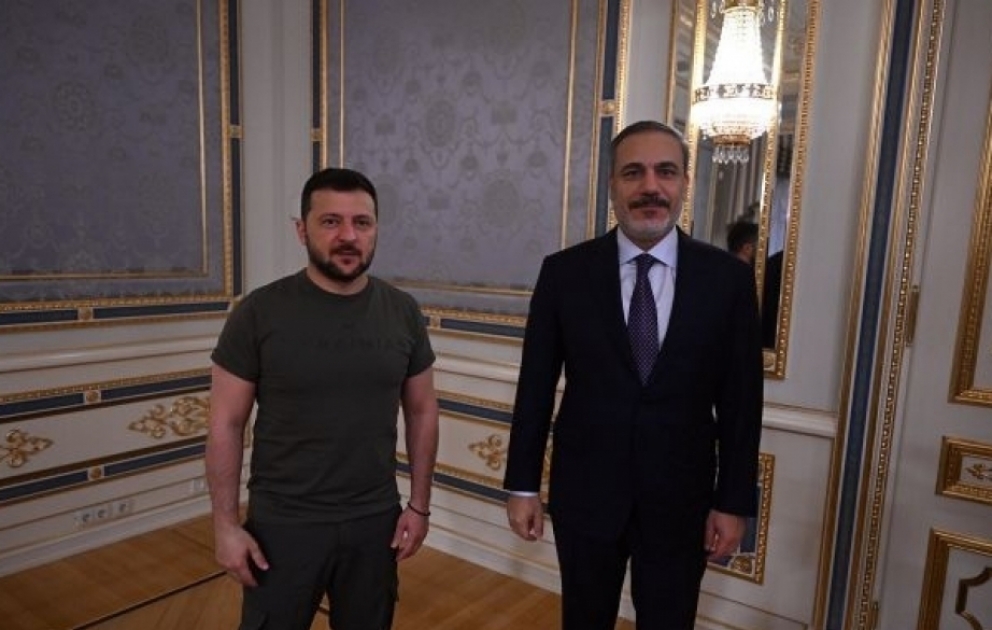 Volodimir Zelenski Türkiyənin xarici işlər naziri ilə görüşüb