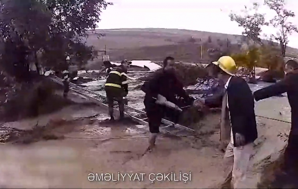 İsmayıllıda sel səbəbindən təhlükəli vəziyyətdə qalan vətəndaşlar təxliyə olunublar