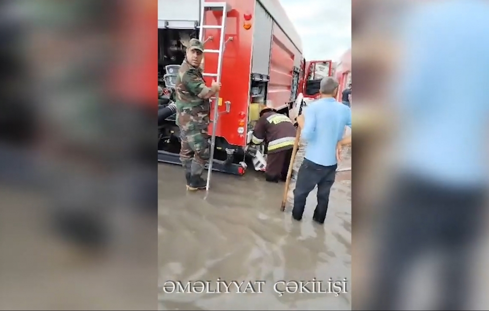 “Binə” və “Sədərək” ticarət mərkəzlərinin ərazisi subasmaya məruz qalıb