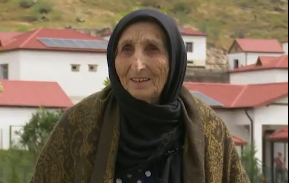 82 yaşlı Qəribə nənənin Zabux sevinci