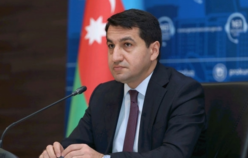 Hikmət Hacıyev Ağdam-Əsgəran-Xankəndi yolundan paylaşım edib