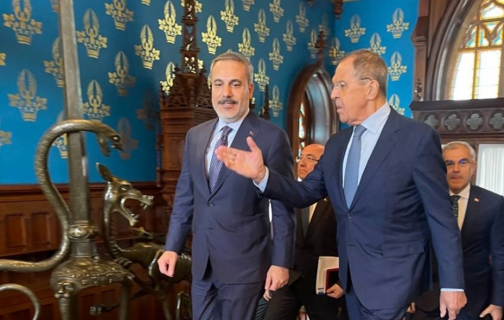 Türkischer Außenminister Hakan Fidan und sein russischer Amtskollege Sergej Lawrow treffen sich in Moskau