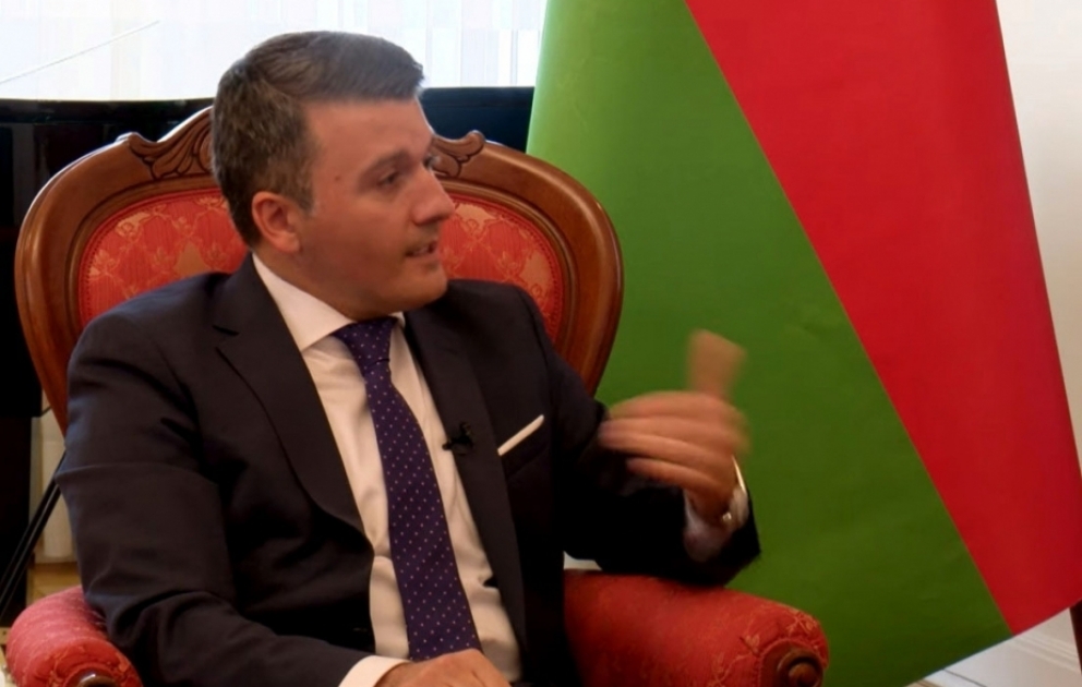 “TV Berlin” kanalı Laçın yolu ətrafında baş verən hadisələrə dair reportaj yayımlayıb