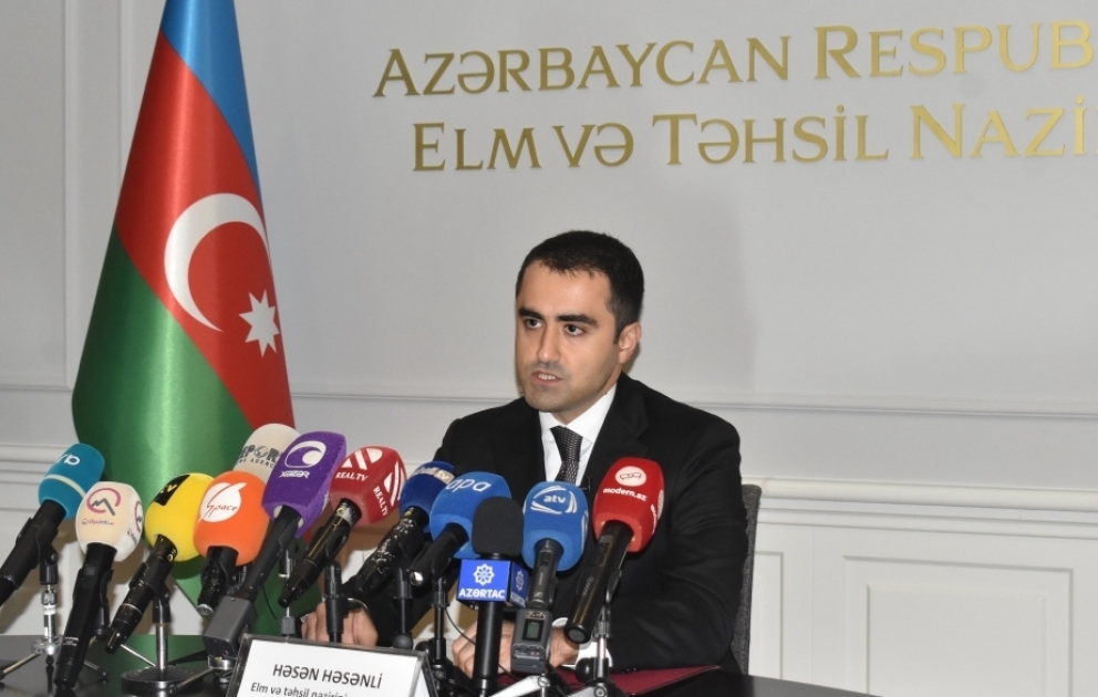 Sertifikasiya imtahanından uğurla keçən müəllimlərin maaşları nə qədər qalxıb?