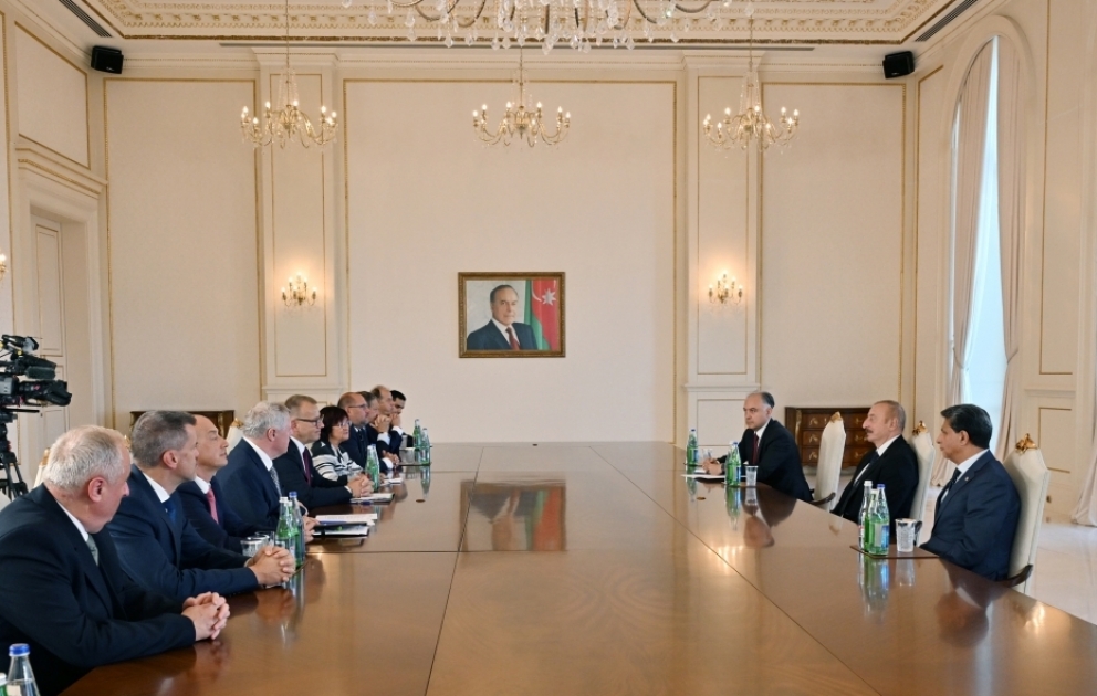 Le président Ilham Aliyev a reçu le président du Conseil national de la République slovaque