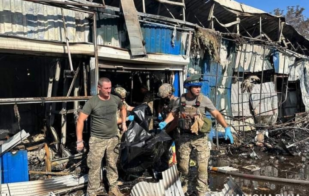 Donetskdə bazar raketlə vurulub, azı 16 nəfər həlak olub