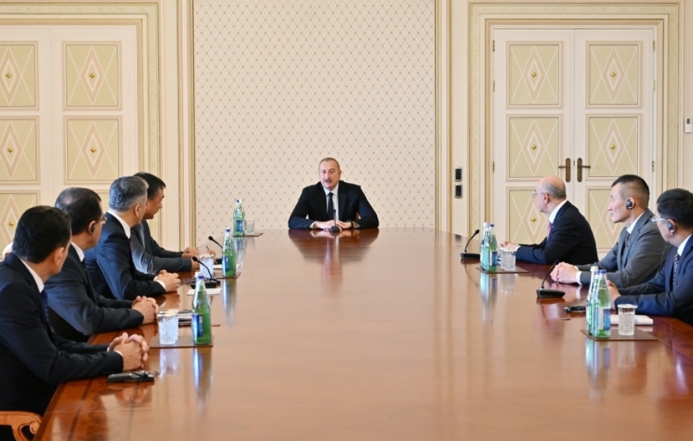Präsident Ilham Aliyev empfängt Minister türkischer Staaten