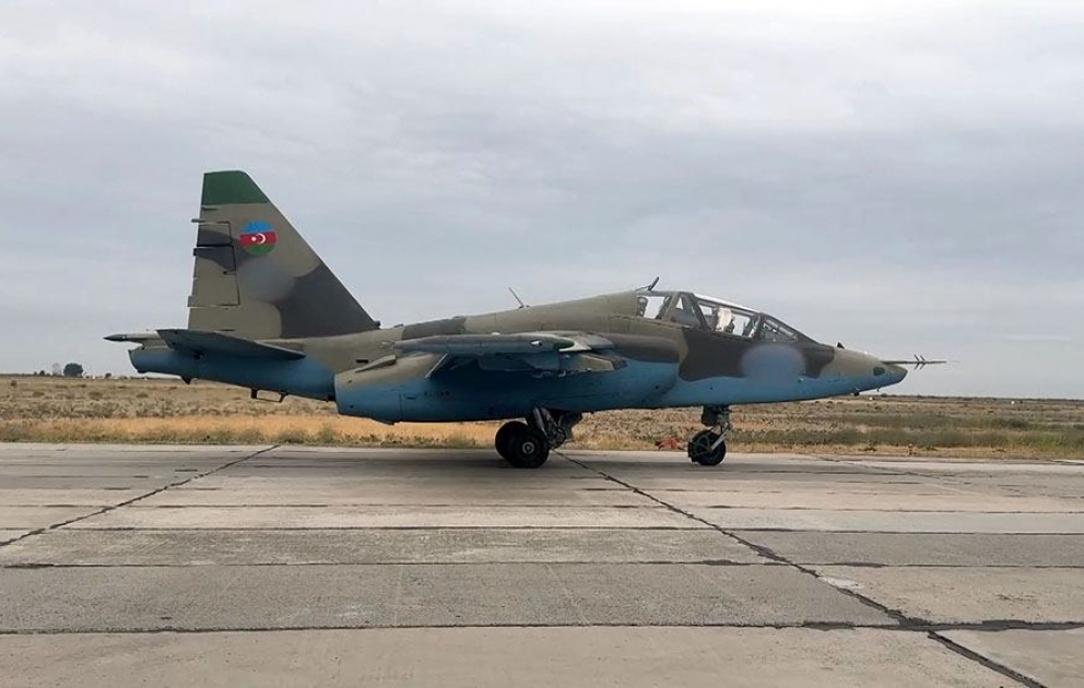 Defense Ministry: Azerbaijani military pilots’ professionalism is increased