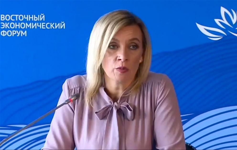 Мария Захарова отчитала Халатяна: Вопросы нужно задавать как журналист, а не как армянин