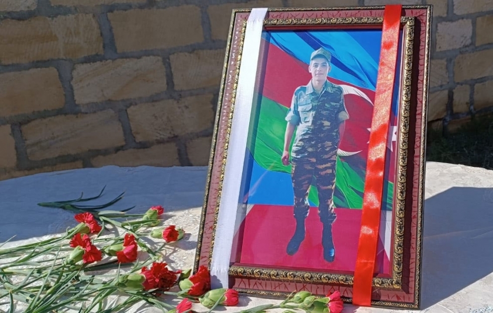Hərbçimiz Nihad Namazov Qovlar şəhərində torpağa tapşırılıb