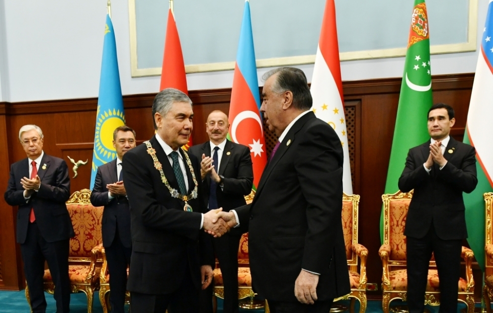 Douchanbé : le président Ilham Aliyev participe à la cérémonie de remise de prix de Gourbangouly Berdymoukhamedov