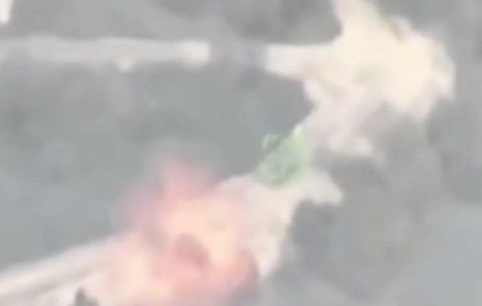 Ermənistan qüvvələrinə məxsus zirehli döyüş texnikasının məhv edilməsinin görüntüləri yayılıb