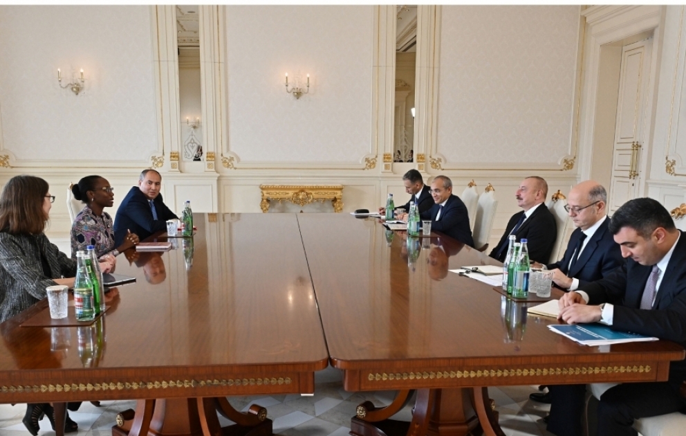 Президент Ильхам Алиев принял регионального директора Всемирного банка по Южному Кавказу
