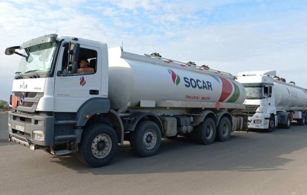 Azerbaijan sends fuel to Khankendi