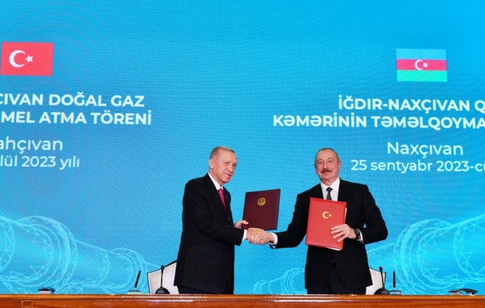 Azərbaycan-Türkiyə sənədləri imzalanıb  YENİLƏNİB