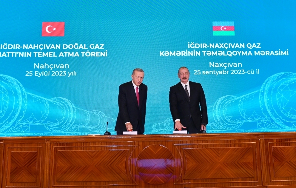 Les présidents Ilham Aliyev et Recep Tayyip Erdogan participent à la cérémonie de pose de la première pierre du gazoduc Igdir-Nakhtchivan