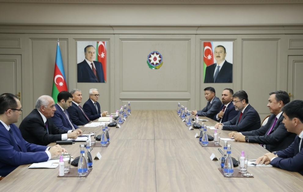Baş nazir Əli Əsədov Türk Dövlətləri Təşkilatının Bakıda keçirilən tədbirlərində iştirak edən nazirlərlə görüşüb