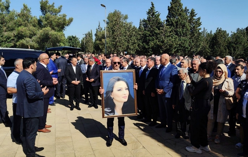 Qənirə Paşayeva İkinci Fəxri xiyabanda dəfn edilib