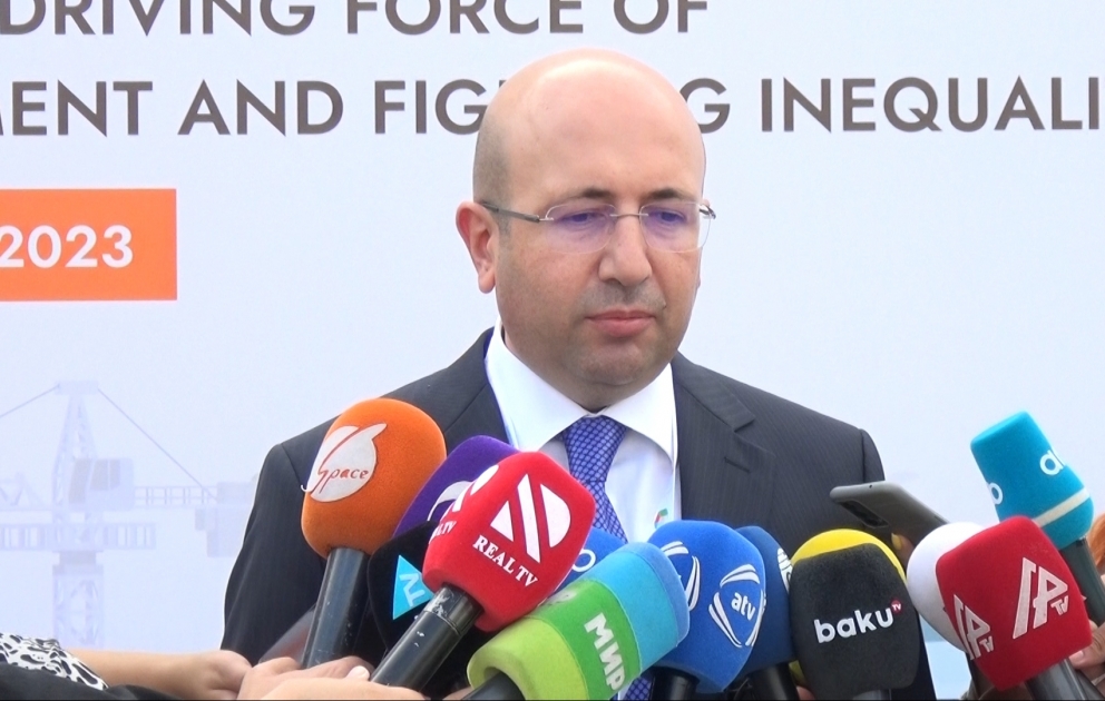 İlin sonuna kimi Qarabağa yeddi min insan köçə biləcək