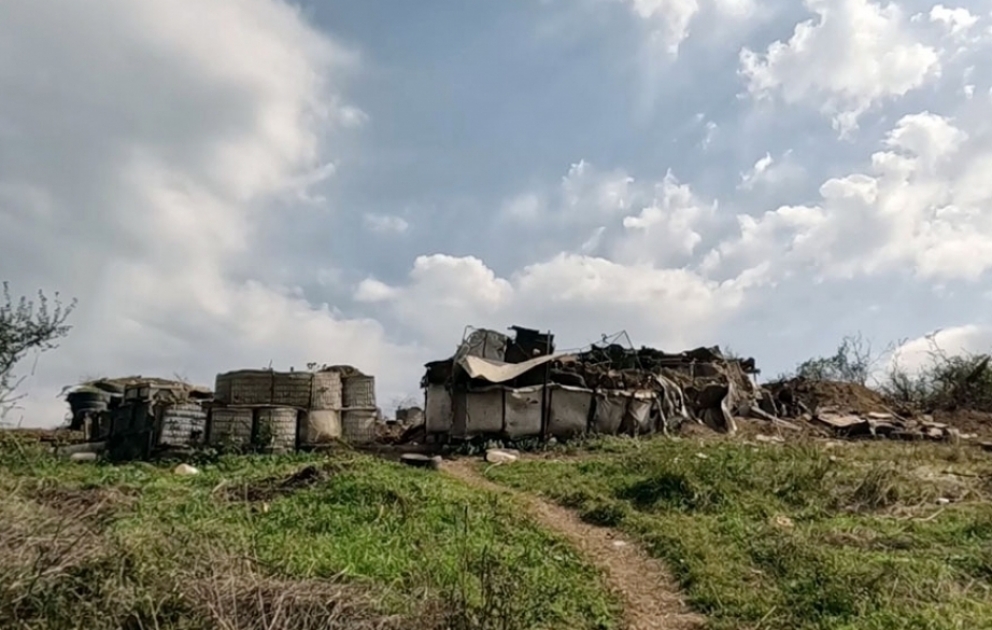 Abandoned combat positions on the Shusha-Khankendi road