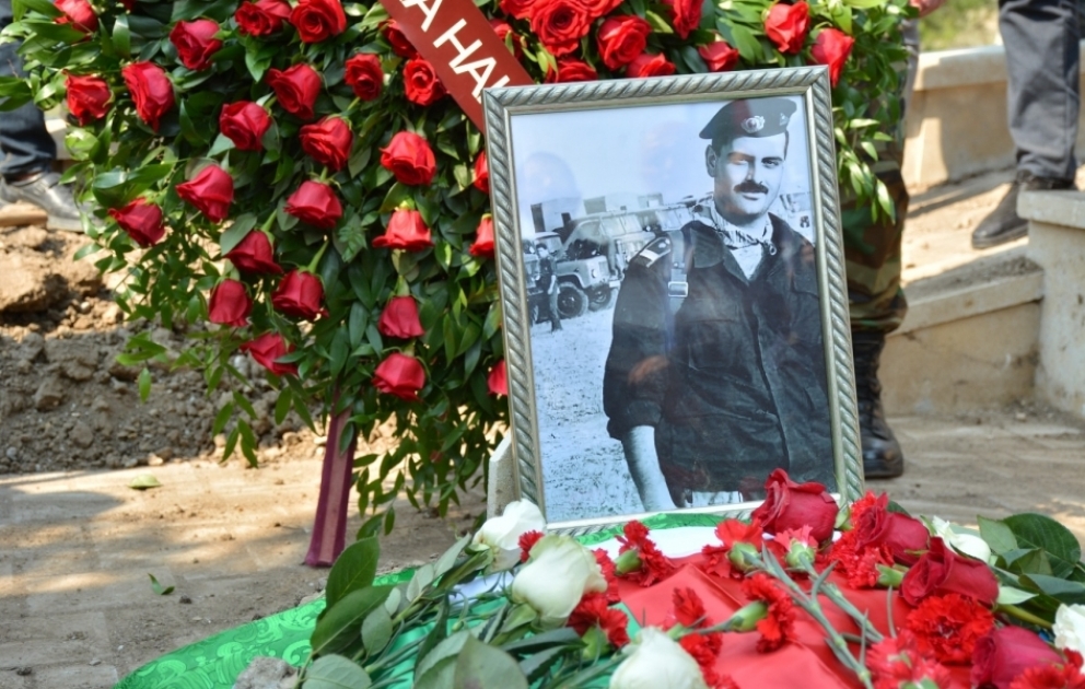 Birinci Qarabağ müharibəsində itkin düşmüş şəhid Elmar Məmmədov 31 ildən sonra Şamaxıda dəfn olunub