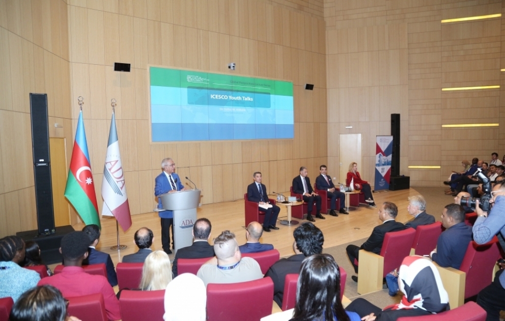 ICESCO gənclərlə danışıqlar aparır – ADA Universitetində tədbir