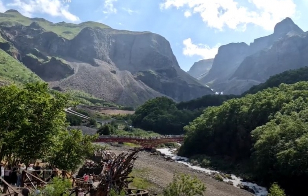 Çinin şimal şərqindəki üç vilayətdən biri - Cilin